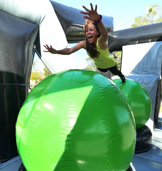 Xtrem Adrenaline Run location parcours obstacles gonflable géant sport challenge france été enfants