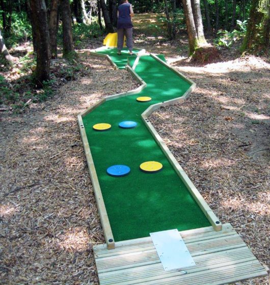 Location mini golf