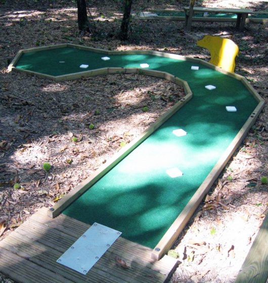 Mini golf
